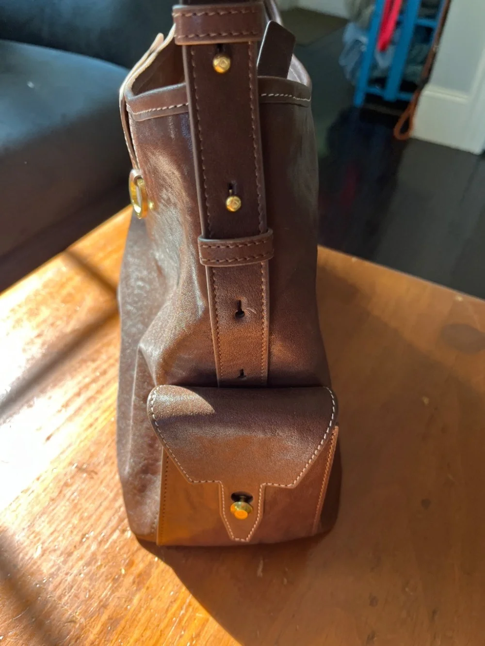 Songmont Yore Hobo Medium Sandal